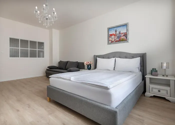 Prague Serenity Suites And Apartments